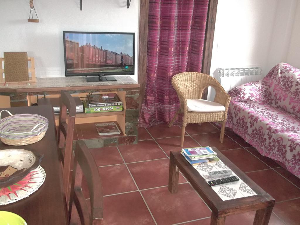 Apartamento El Dragon Serrano Sotoserrano ห้อง รูปภาพ