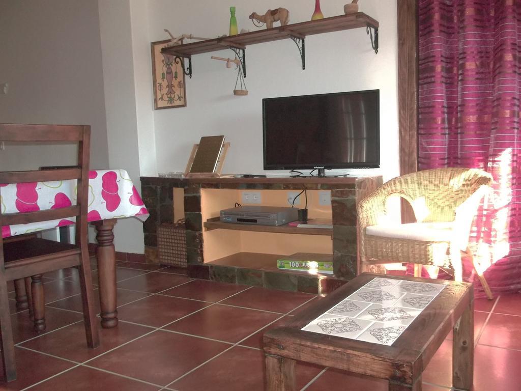 Apartamento El Dragon Serrano Sotoserrano ภายนอก รูปภาพ